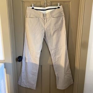 Women’s basic tan khaki pants size 10 flat front